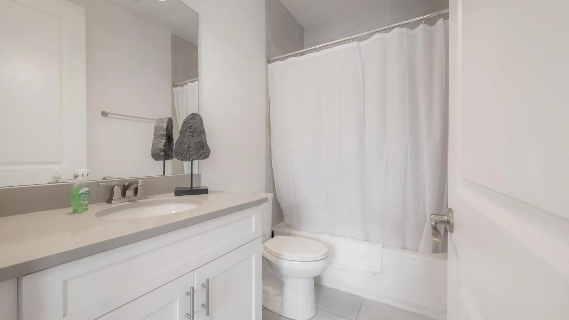 201 S Fremont Ave Unit 2 Back Villa Tampa Holiday home