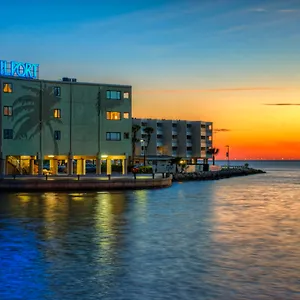 3* Semesteranläggning (resort) Sailport Waterfront
